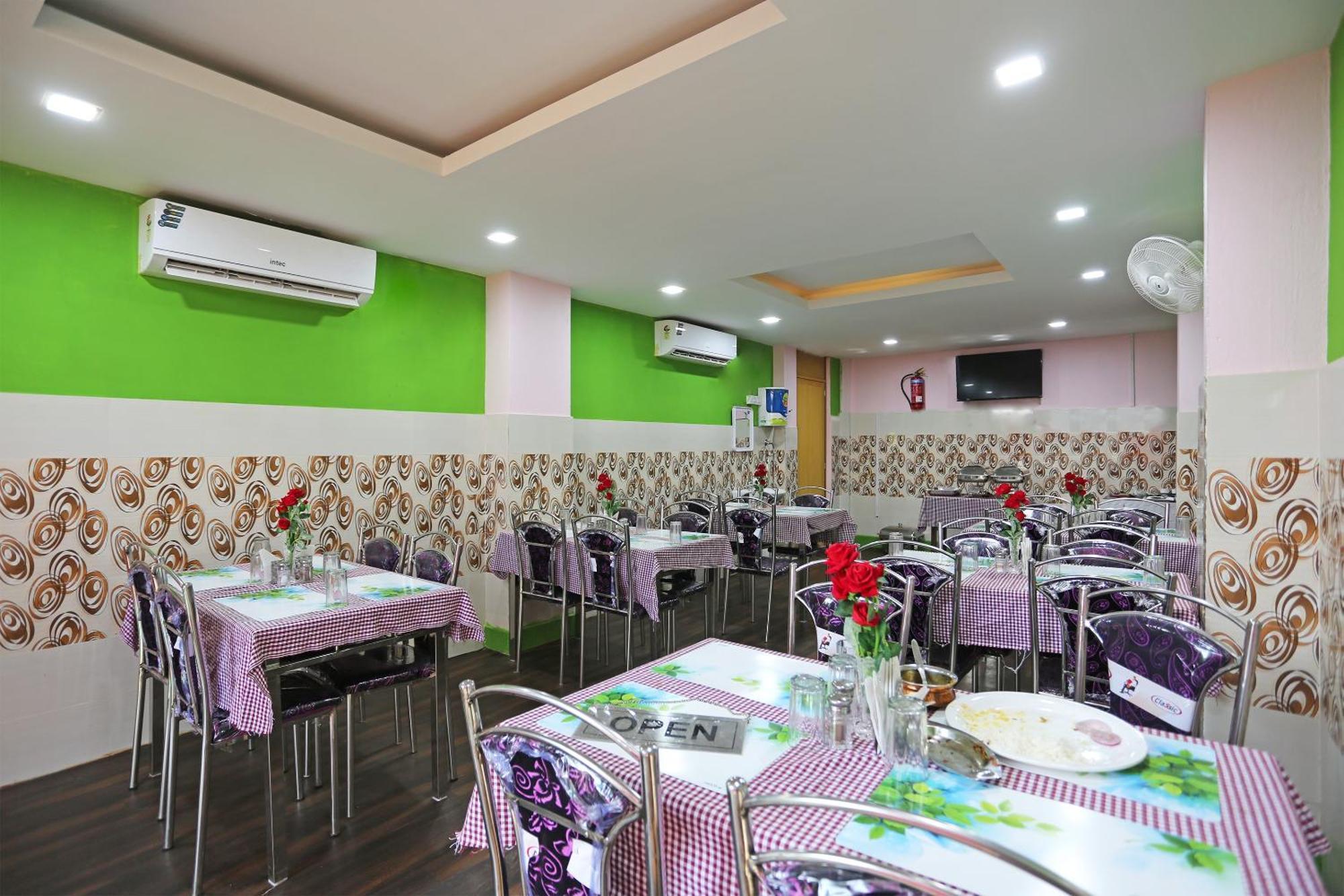Hotel Grand Paradise Bhubaneswar Exterior photo