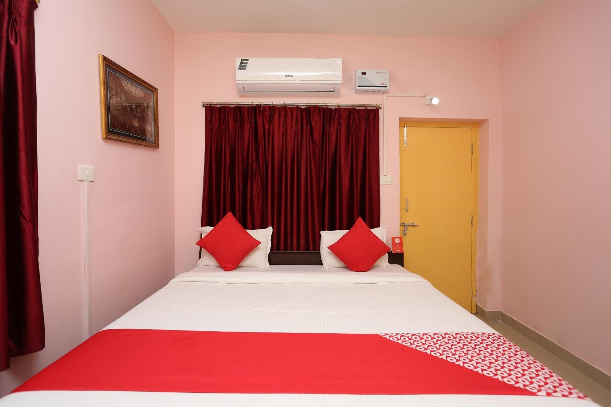 Hotel Grand Paradise Bhubaneswar Exterior photo