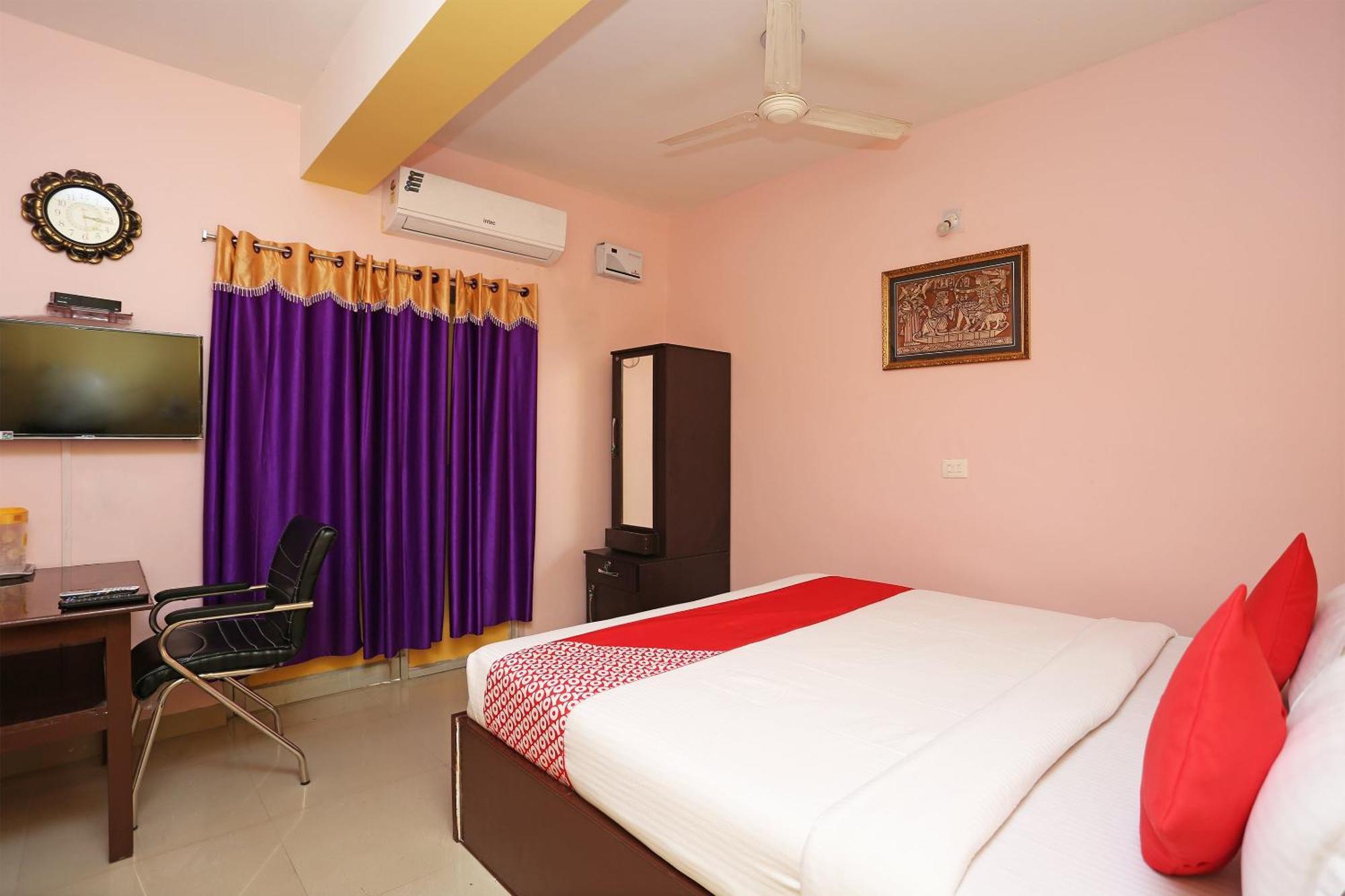 Hotel Grand Paradise Bhubaneswar Exterior photo